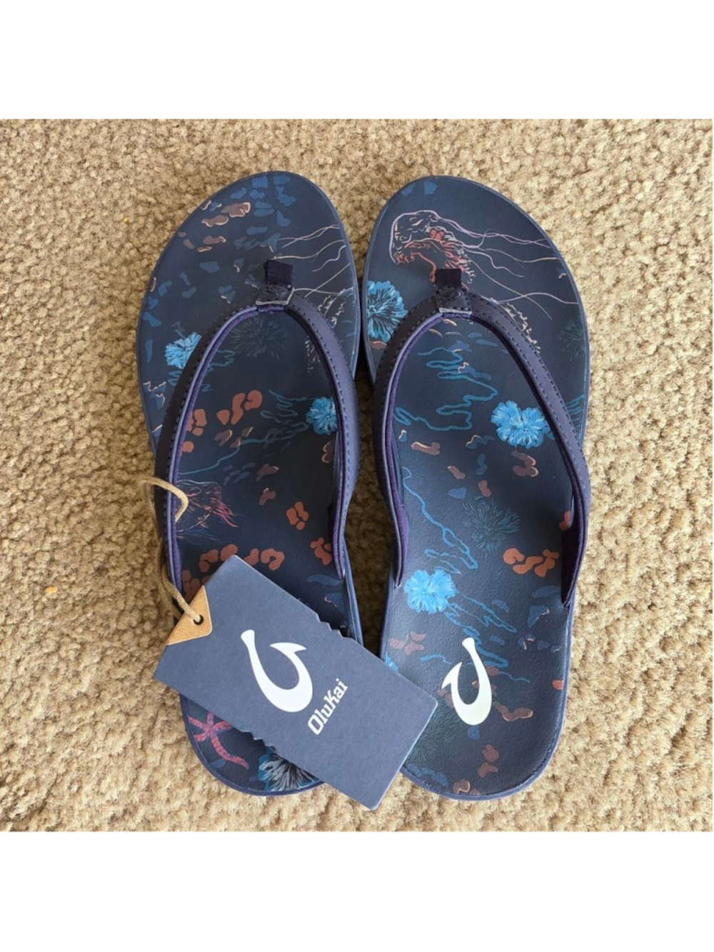 OluKai Pauwe Navy Floral Jellyfish Print Flip Flop Sandals - Picture 4 of 6